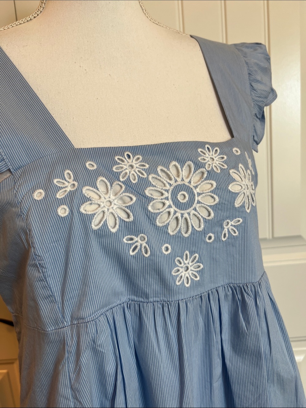 NWT Draper James Embroidered Maddie Babydoll Dress Light Blue Size Medium Lined - Picture 7 of 16